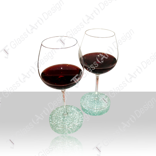 Untersetzer mit Weingläsern